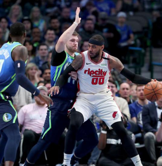 包含Ming遭遇十二持续失利，独行侠教练压力巨大！气势如虹延续的词条