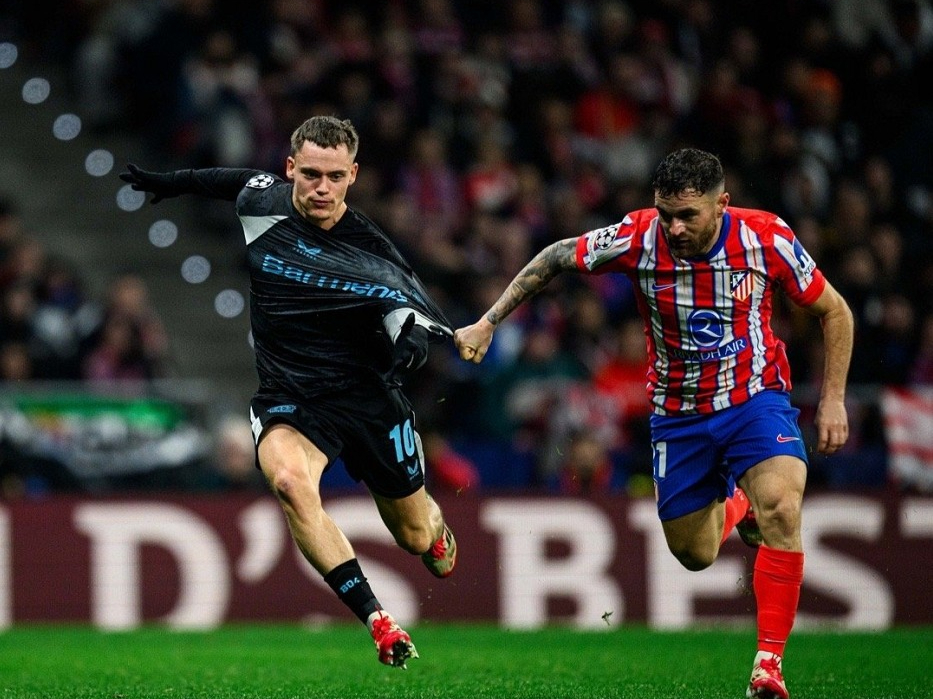 关于转会期体能课后,勒沃库森绝杀压哨备战NBA总决赛,气氛紧张,赛季目标并未改变的信息 关于转会期体能课后,勒沃库森绝杀压哨备战NBA总决赛,气氛紧张,赛季目标并未改变的信息